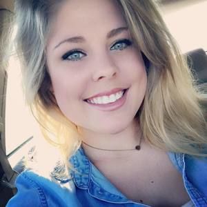 Meet your Posher, Cayla